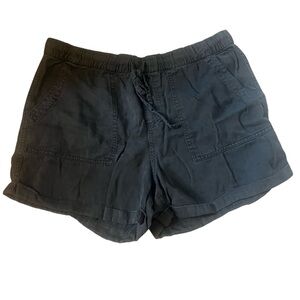 GAP Women's Black Cargo Shorts